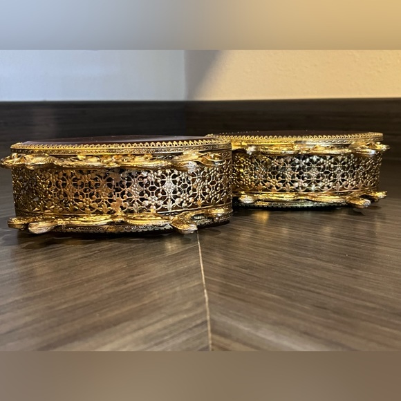 VINTAGE Hollywood Regency Ornate Gold Ormolu Perfume Bottle with Dauber - Picture 13 of 13